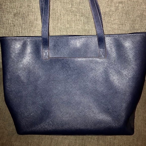 MK Navy blue leather tote. Like new. - Picture 5 of 5